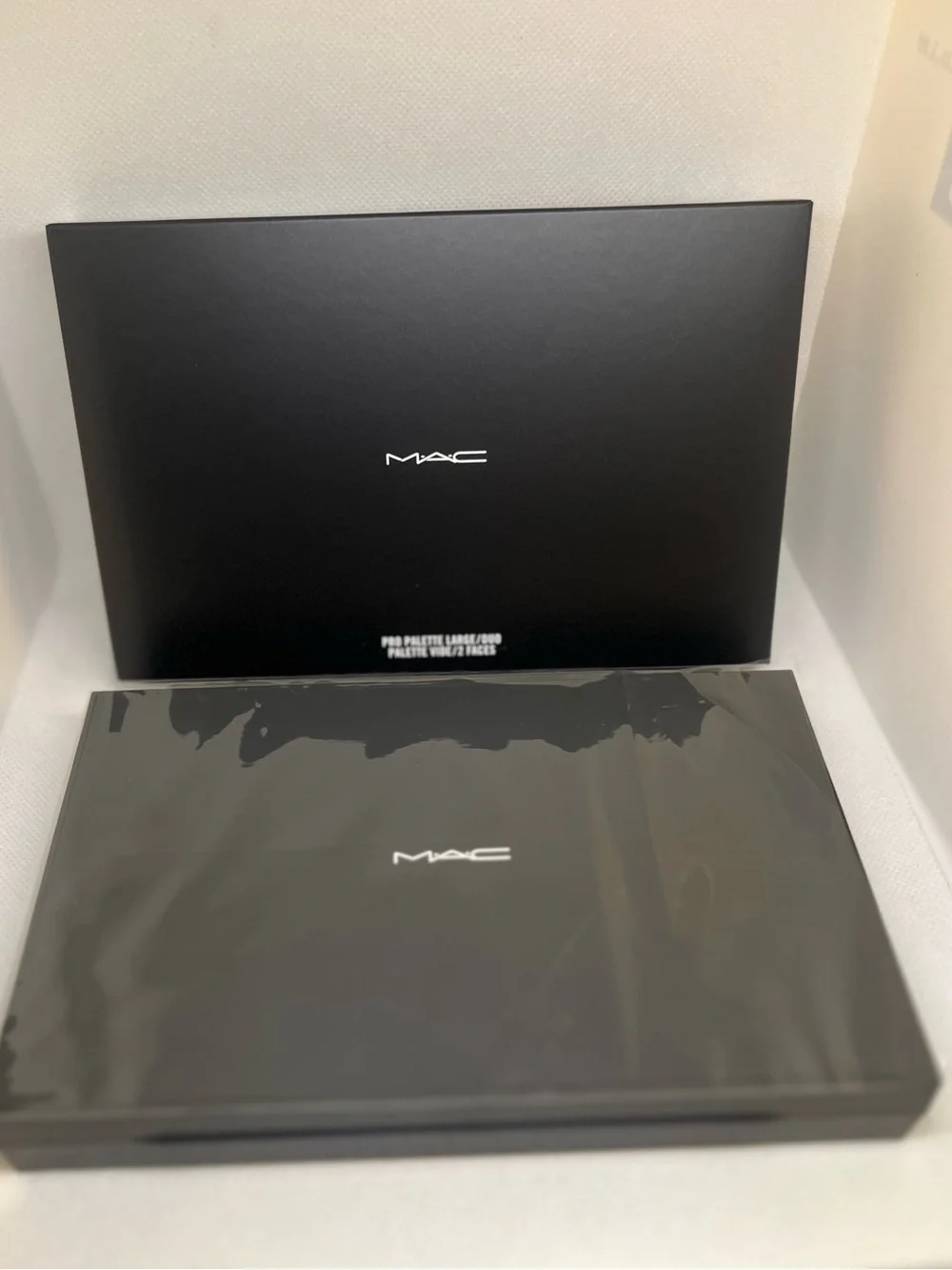 New MAC Pro Palette *LARGE/DUO* Magnetic Black Case / EMPTY - Picture 2 of 4